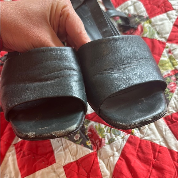 Everlane Dark Green Block Heel Sandal with Sleek Design - Picture 6 of 9